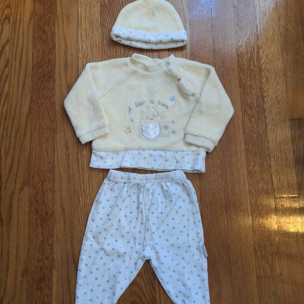 Vitamins Baby Yellow Outfit Cozy Hat Pants Top Size 6 Months Baby Infant Newborn